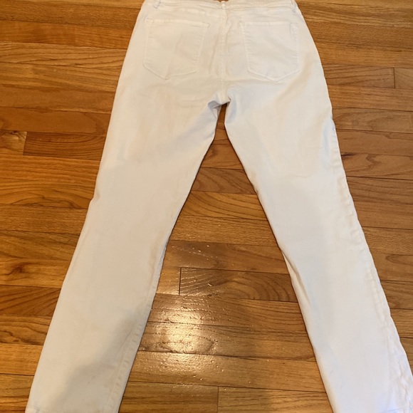 Ann Taylor loft white jeans - Picture 2 of 3